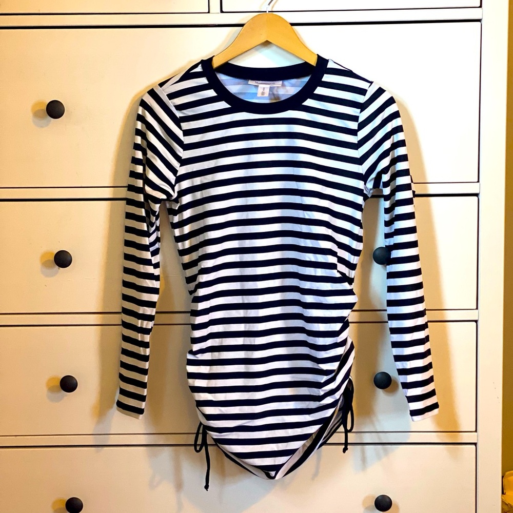 Motherhood Maternity striped rash guard/swimsuit cover